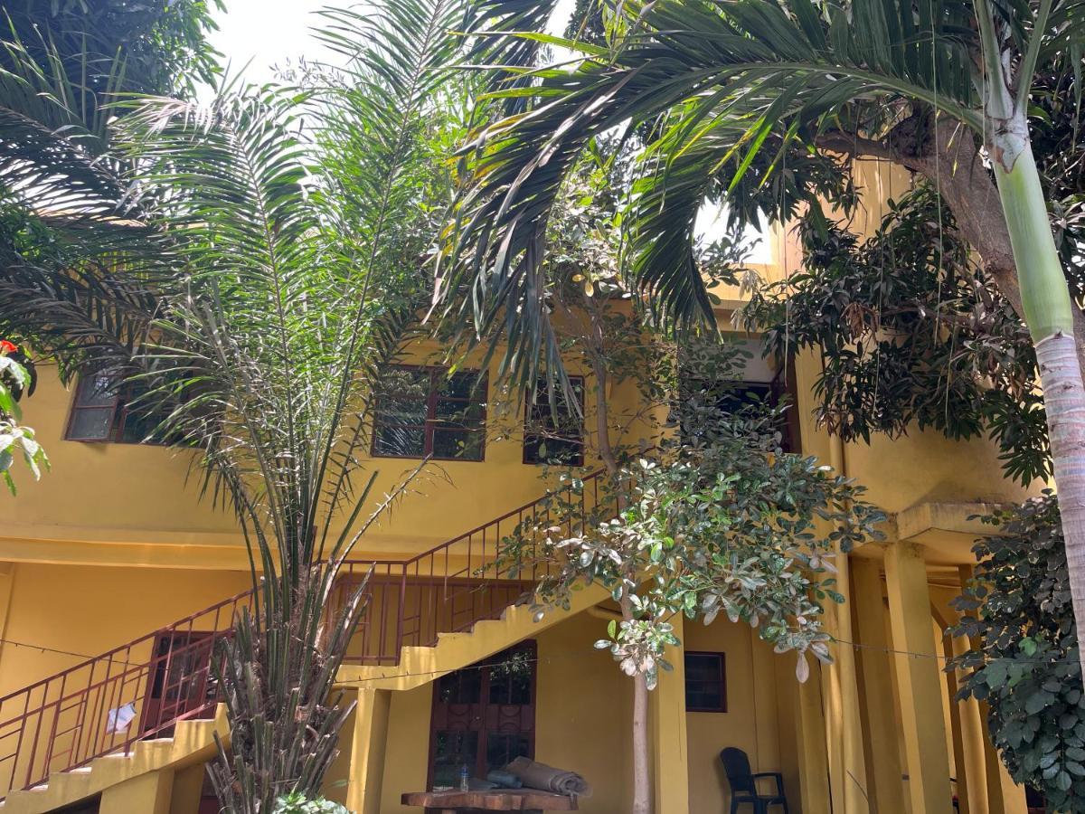 Boli Boli Guesthouse 萨拉昆达 外观 照片