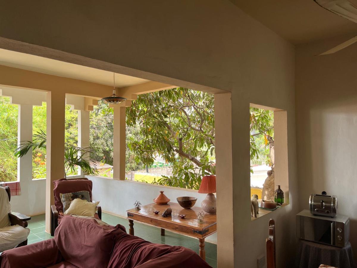 Boli Boli Guesthouse 萨拉昆达 外观 照片