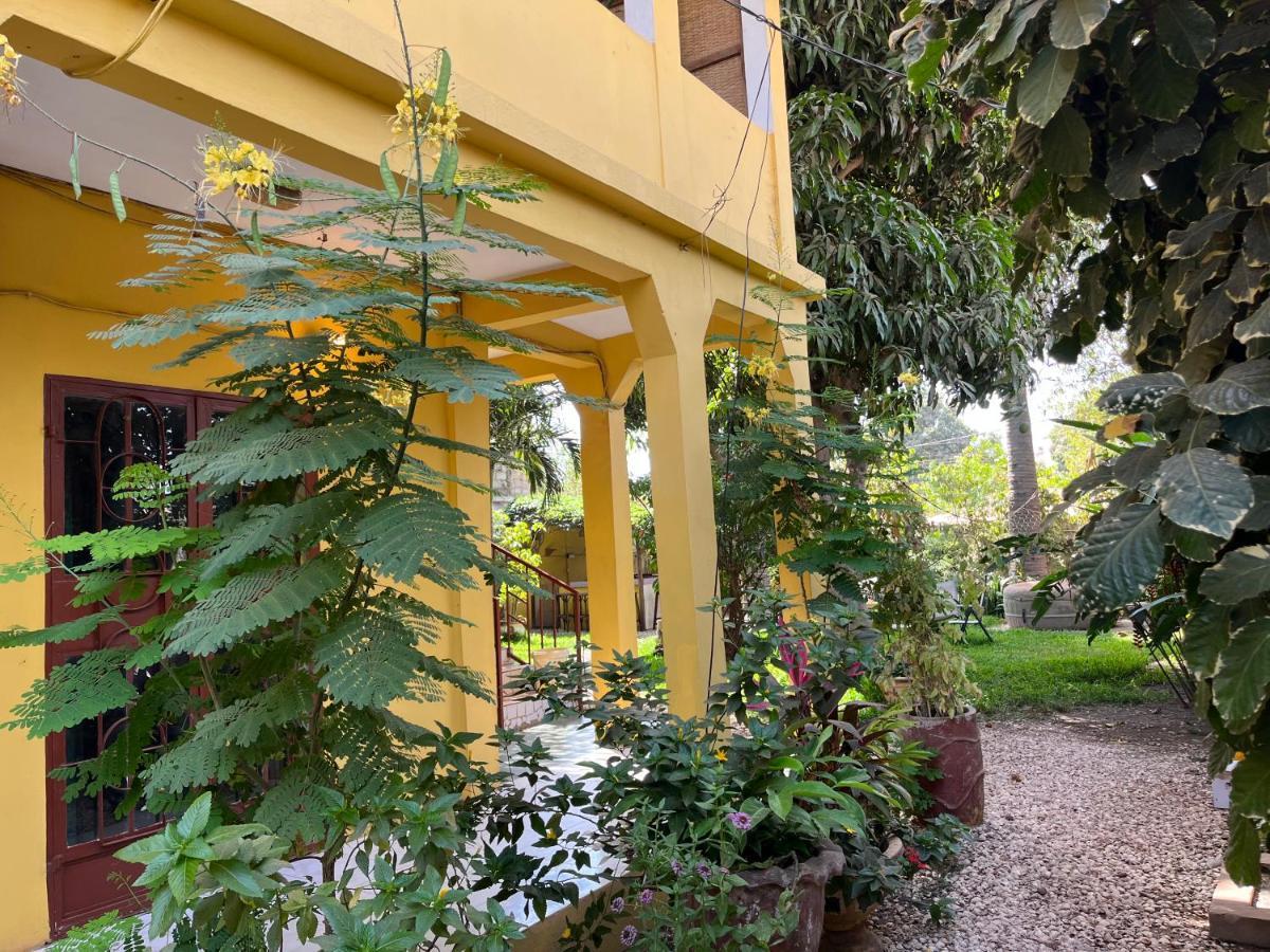 Boli Boli Guesthouse 萨拉昆达 外观 照片