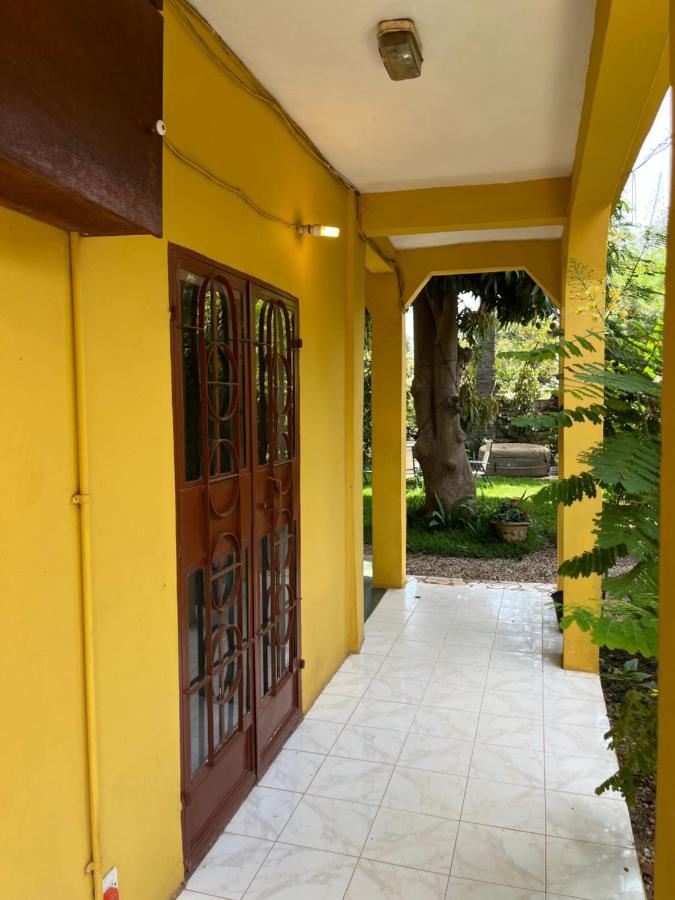 Boli Boli Guesthouse 萨拉昆达 外观 照片